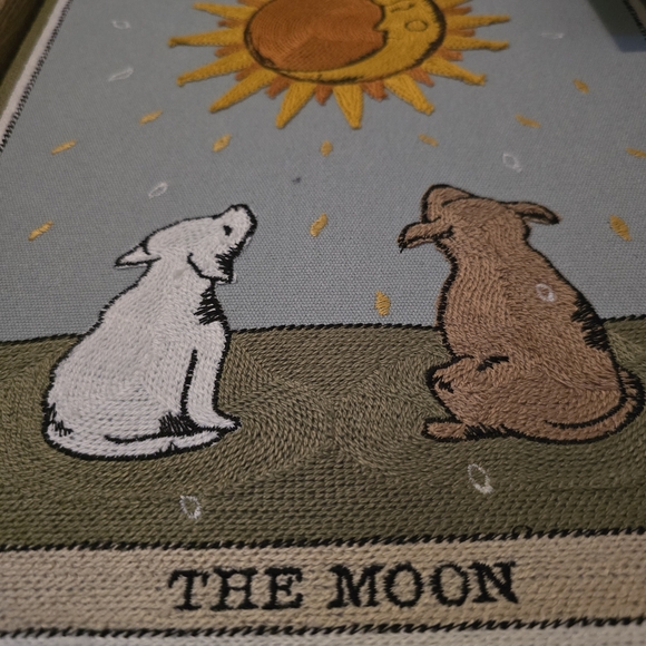 Bp Home Tarot Card The Moon Woven Embroidery Art Frame Dogs - Picture 2 of 3